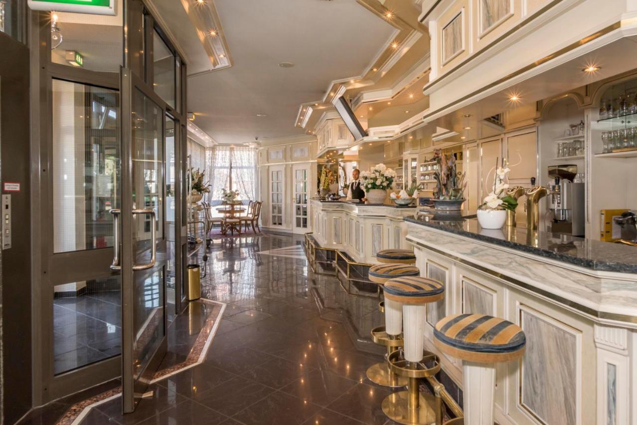 Hotel Am Schlosspark إيسمانينغ المظهر الخارجي الصورة