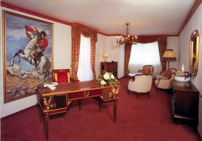 Hotel Am Schlosspark إيسمانينغ المرافق الصورة